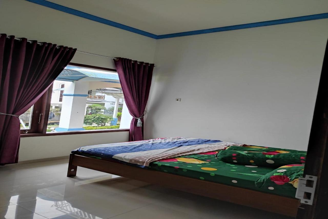Villa Meteor Garden Tawangmangu Extérieur photo