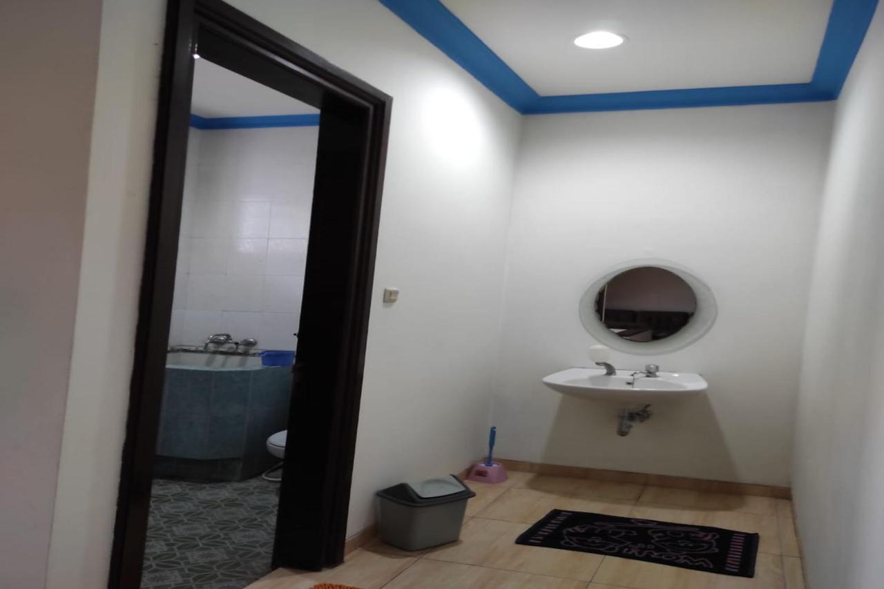 Villa Meteor Garden Tawangmangu Extérieur photo